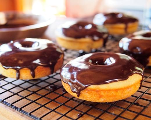 Baked Banana Donuts With Chocolate Hazelnut Glaze