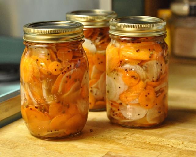 Pickled Carrots and Daikon