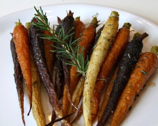 Roasted Whole Carrots with Rosemary and Honey