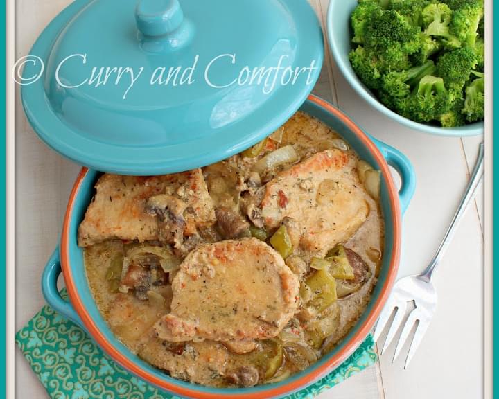Smothered Pork Chops in Slow Cooker