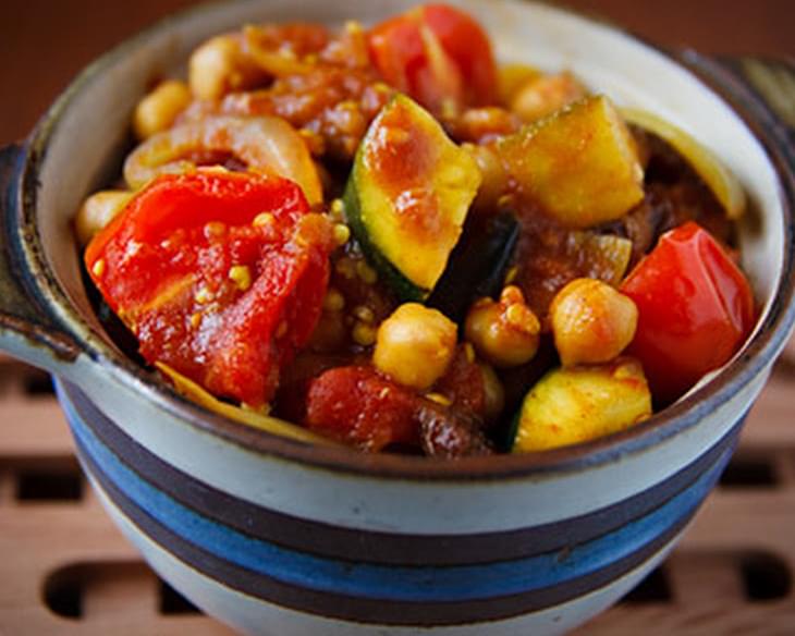 Tunisian Vegetable Ragout with Quinoa