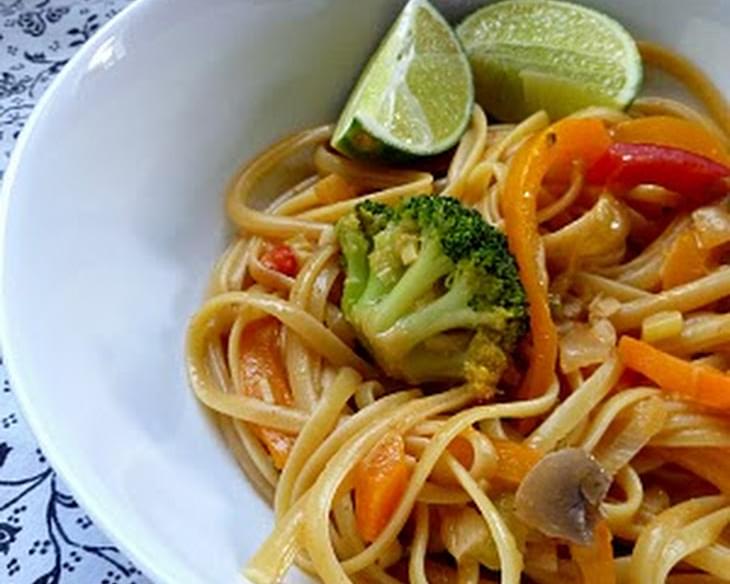 Veggies and Noodles with Thai Coconut Curry Sauce {aka Kate's Noodles & Company Bangkok Curry Semi-Knockoff}
