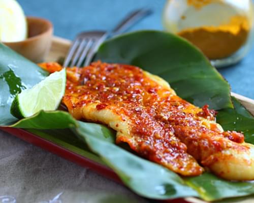 Ikan Panggang/Ikan Bakar (Grilled Fish with Banana Leaves)