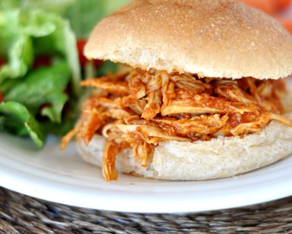 BBQ Pulled Chicken Sandwiches {Slow Cooker}