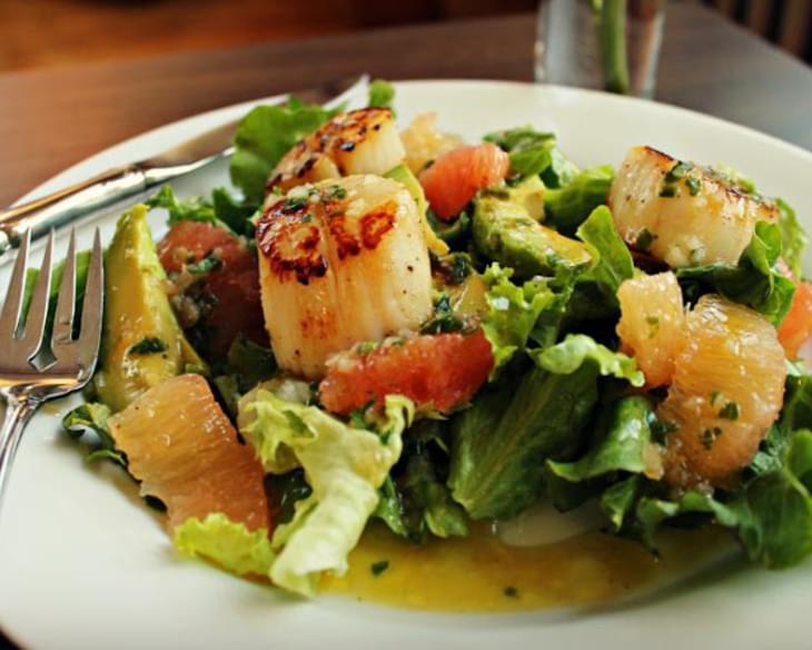 Grapefruit And Avocado Salad With Seared Scallops