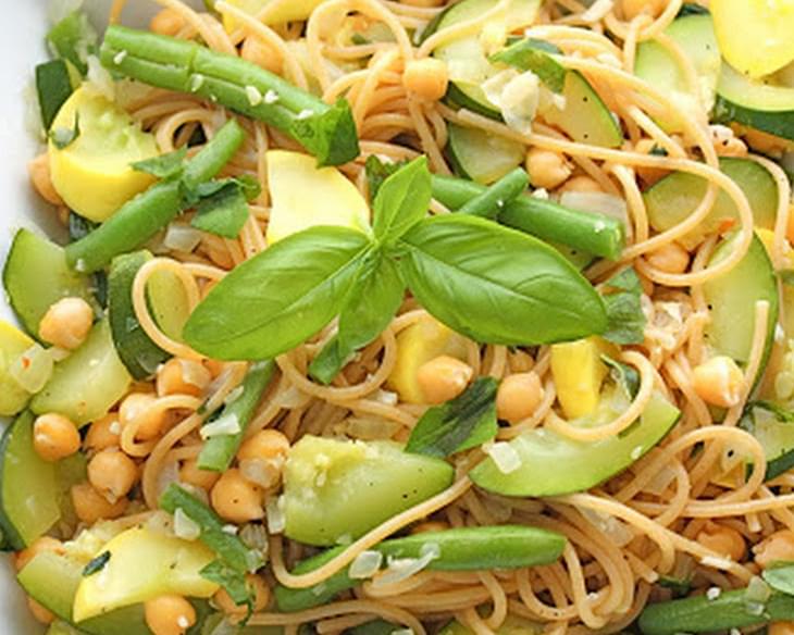 Whole Wheat Spaghetti with Vegetables and Chickpeas