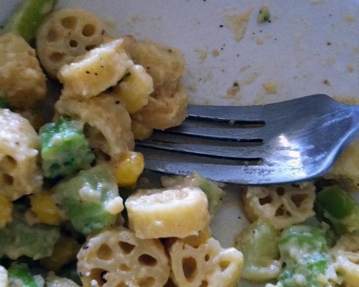 Pasta Cartwheels with Cheese and Broccoli