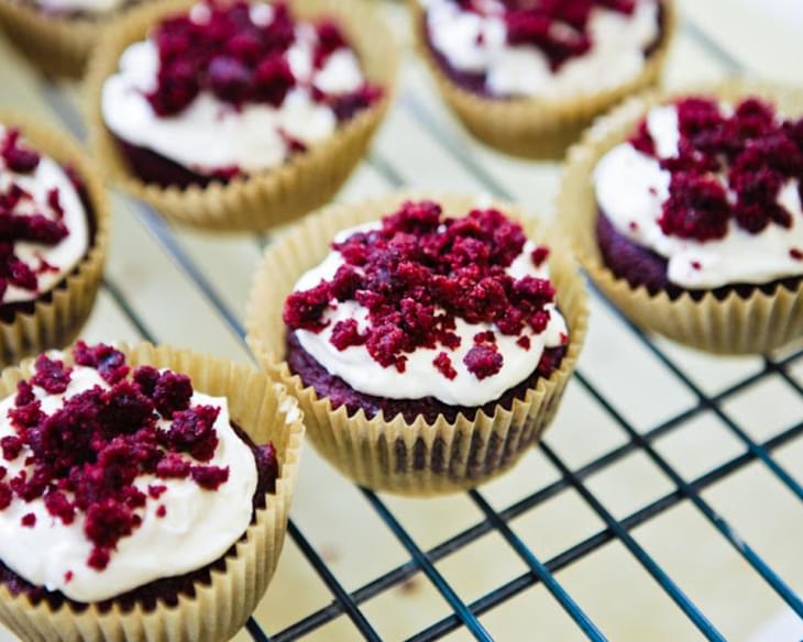 Red Velvet Cupcakes with Sugar-Free Cream Cheese Frosting