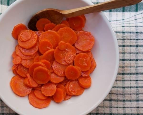 Glazed Carrots with Cayenne