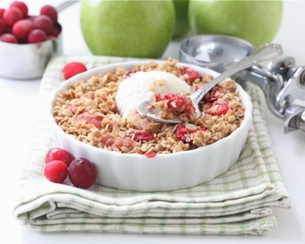 Gluten-Free Apple Cranberry Crisp
