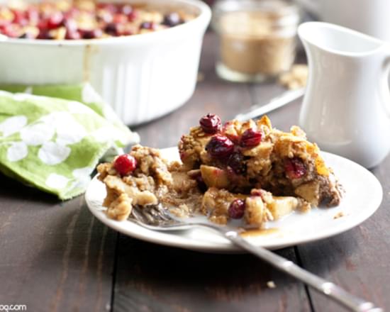 Baked Oatmeal with Cranberries, Apples and Cinnamon