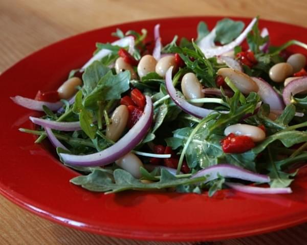 Arugula, White Bean and Roasted Red Pepper Salad