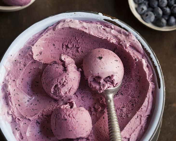 Blueberry Ice Cream With Maple And Cinnamon