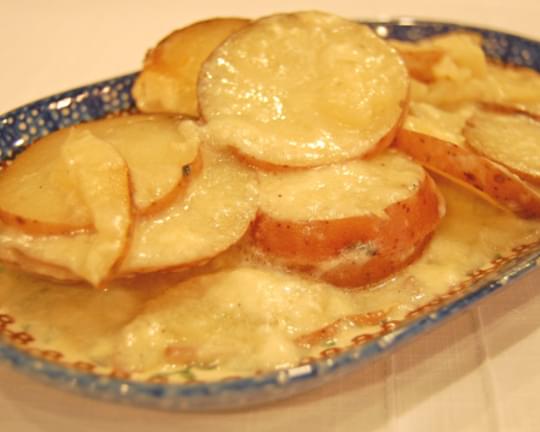 Scalloped Potatoes in the Oven or Slow Cooker