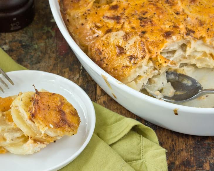 Scalloped Potatoes with Onions and Cheddar Cheese