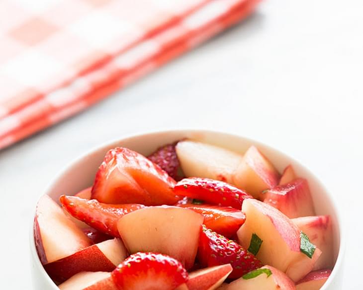 Strawberry Nectarine Fruit Salad