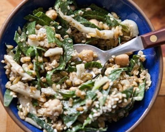 Mediterranean-Spiced Freekeh Salad with Collard Greens and Chickpeas