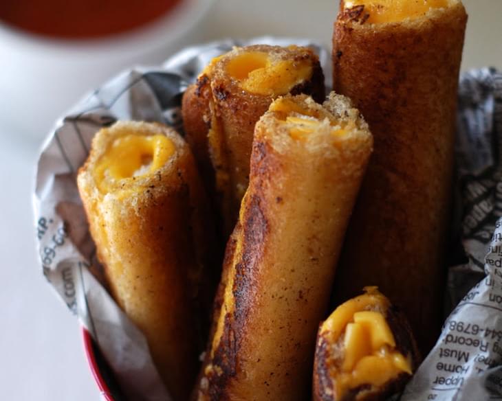 Gracie's Grilled Cheese Roll-ups With Marinara Dipping Sauce