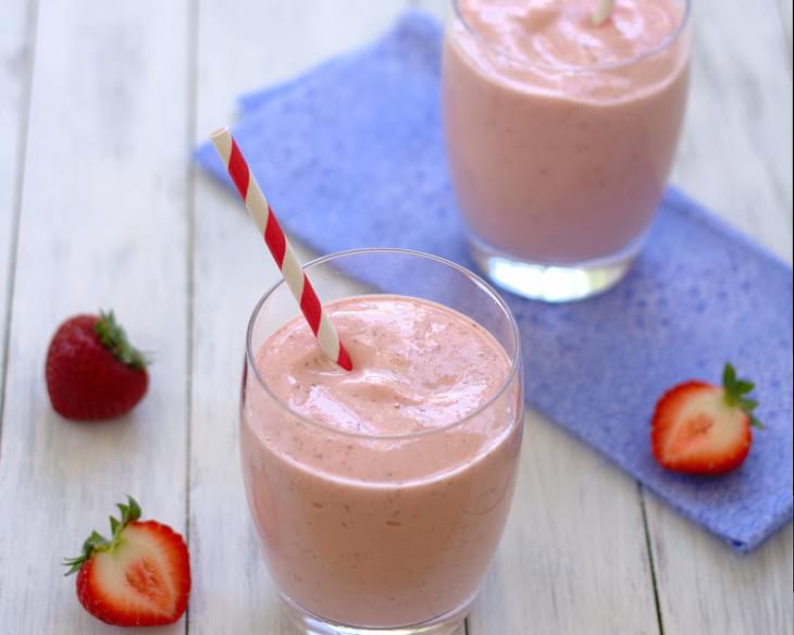 Strawberry Milkshake Smoothie