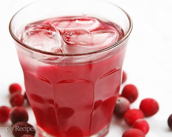 Low Carb Cranberry Cooler