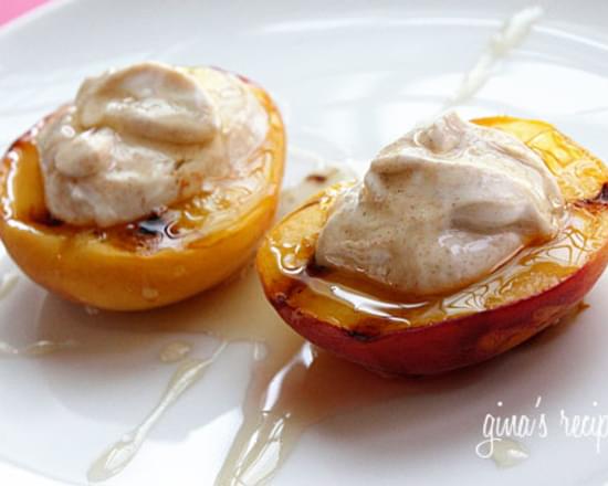 Grilled Peaches With Honey and Yogurt