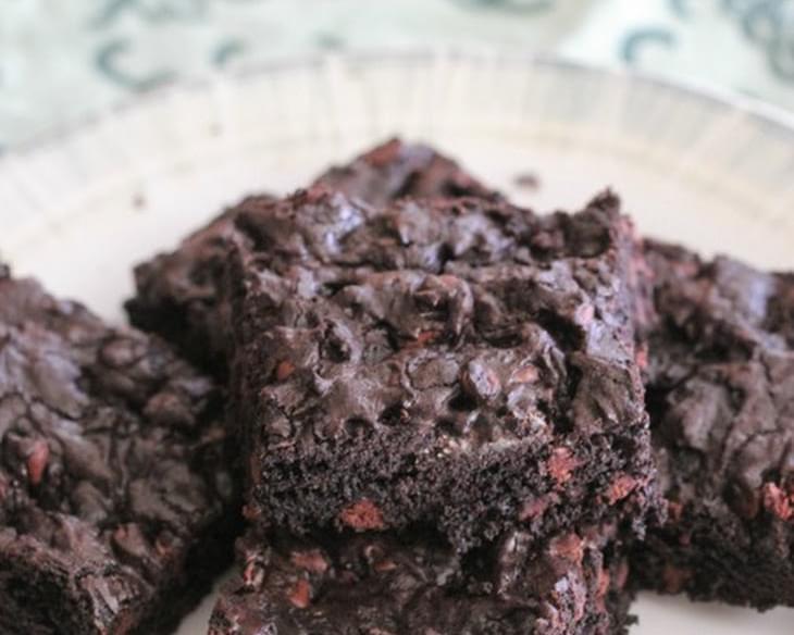 Peppermint Oreo Chocolate Chip Brownies