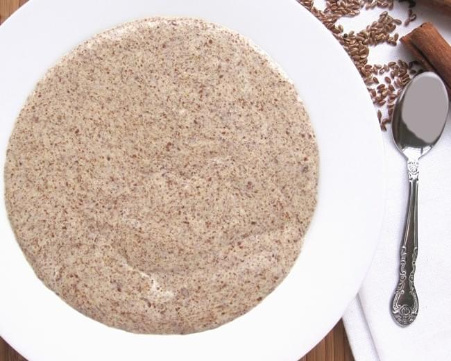 Low Carb Hot Cinnamon Flax Meal Porridge
