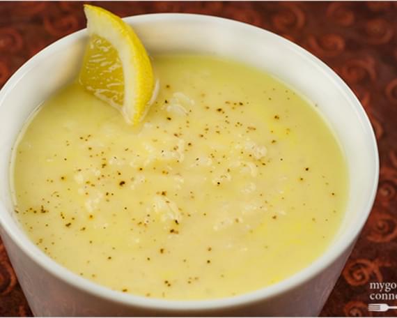 Greek Egg-Lemon Soup (Avgolemono Soupa)