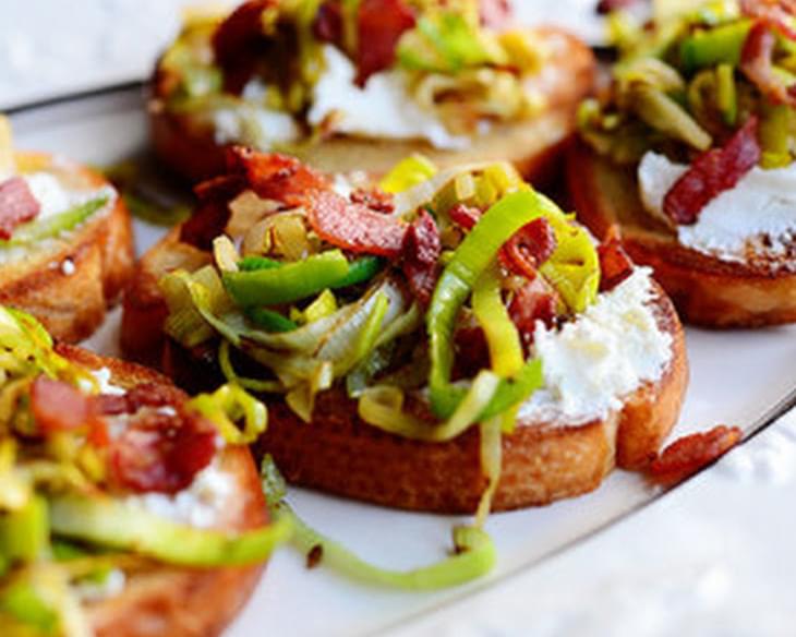 Bruschetta with Leeks, Goat Cheese, and Bacon