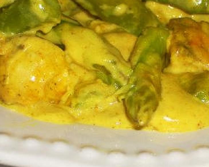 Chicken and Asparagus with Curry Sauce