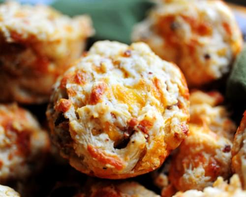 Bacon Onion Cheddar Biscuits
