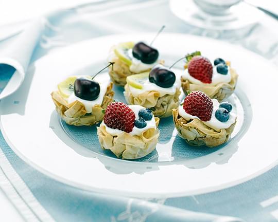 Cinnamon Filo Nests with Cream and Fruit