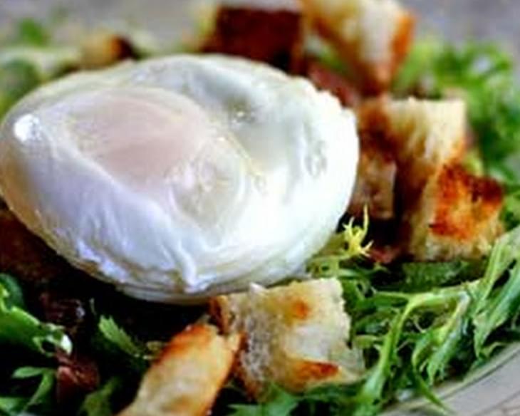 Poached Egg and Bacon Salad - Salad Lyonnaise