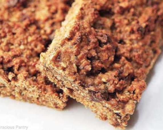 Clean Eating Cinnamon Chocolate Chip Protein Bars
