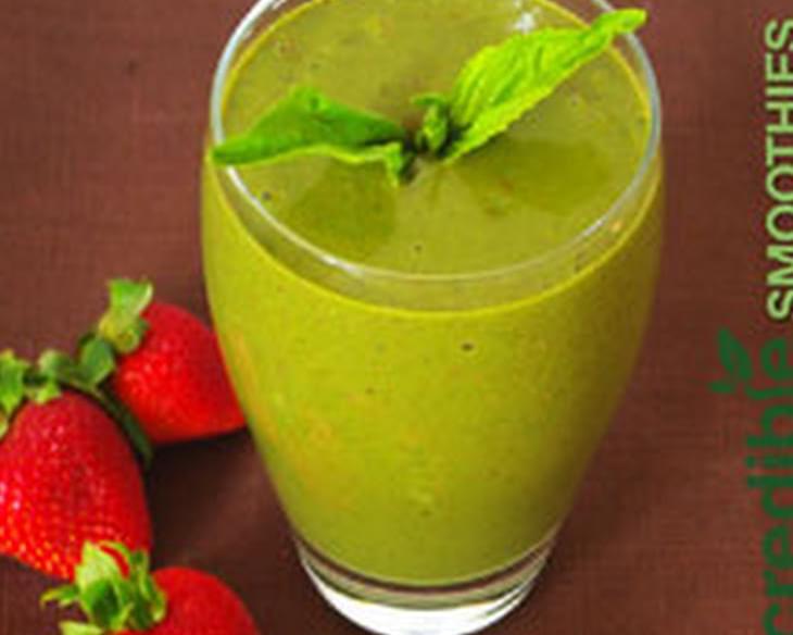 Strawberry-Banana Green Smoothie with Basil and Hazelnut