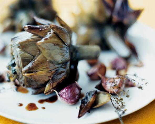 Artichokes with Garlic and Thyme
