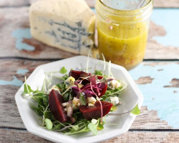 Beet Salad with Champagne Vinaigrette and Bleu Cheese