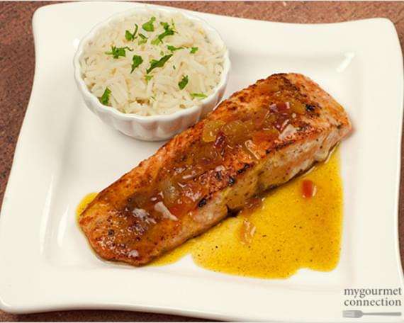 Pan-Seared Salmon With Orange-Curry Sauce