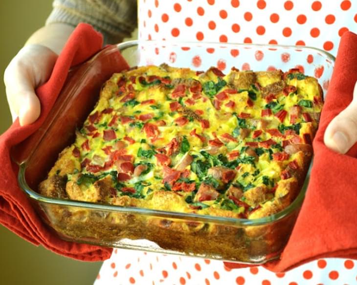 Clean Eating Spinach and Bell Pepper Breakfast Casserole
