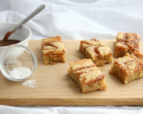 One Bowl Caramel Salted Blondies from Sweetphi