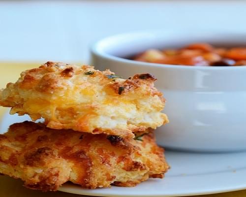 Red Lobster's Cheddar Bay Biscuits