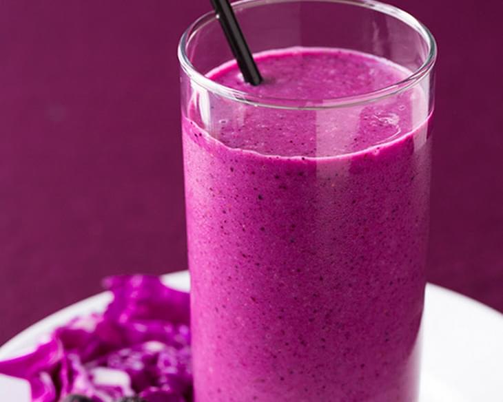 Cabbage and Berry Purple Smoothie
