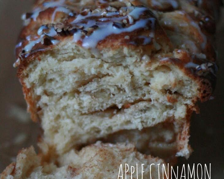 Apple Cinnamon Pull-Apart Bread
