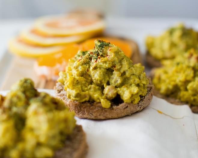 Curried "Eggy" Scramble Toasts, aka Brunch-wiches