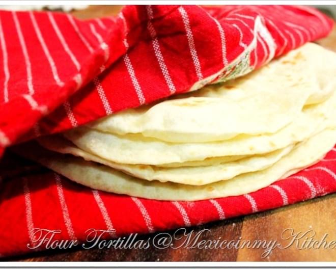 How To Make Flour Tortillas Recipe/Receta de Comó Hacer Tortillas de Harina