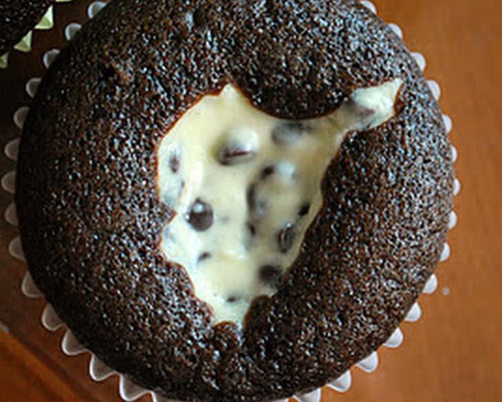 Chocolate Cream Cheese Surprise Cupcakes