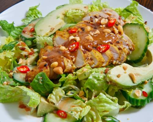 Chicken Satay Salad in Spicy Peanut Dressing