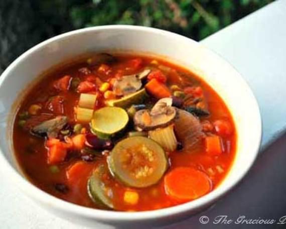 Clean Eating Minestrone Soup
