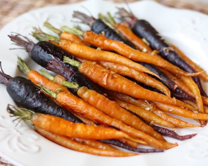 Roasted Carrots with Garlic and Onion