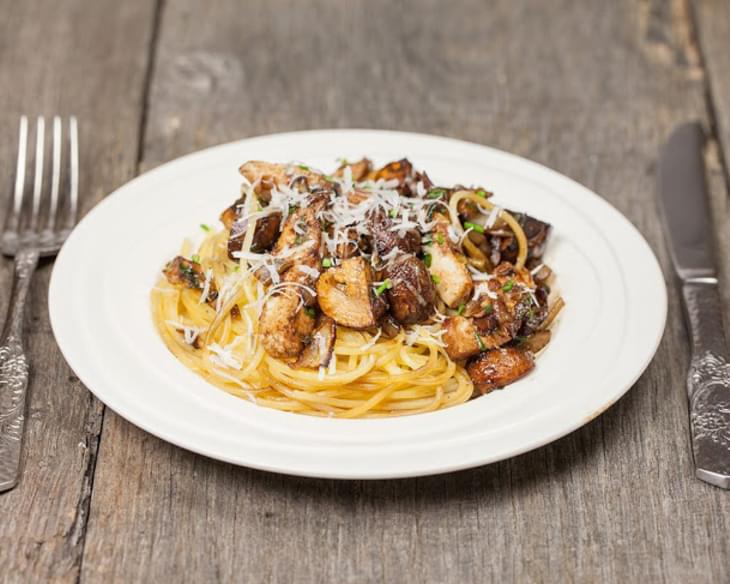 Balsamic Chestnut Mushroom Spaghetti